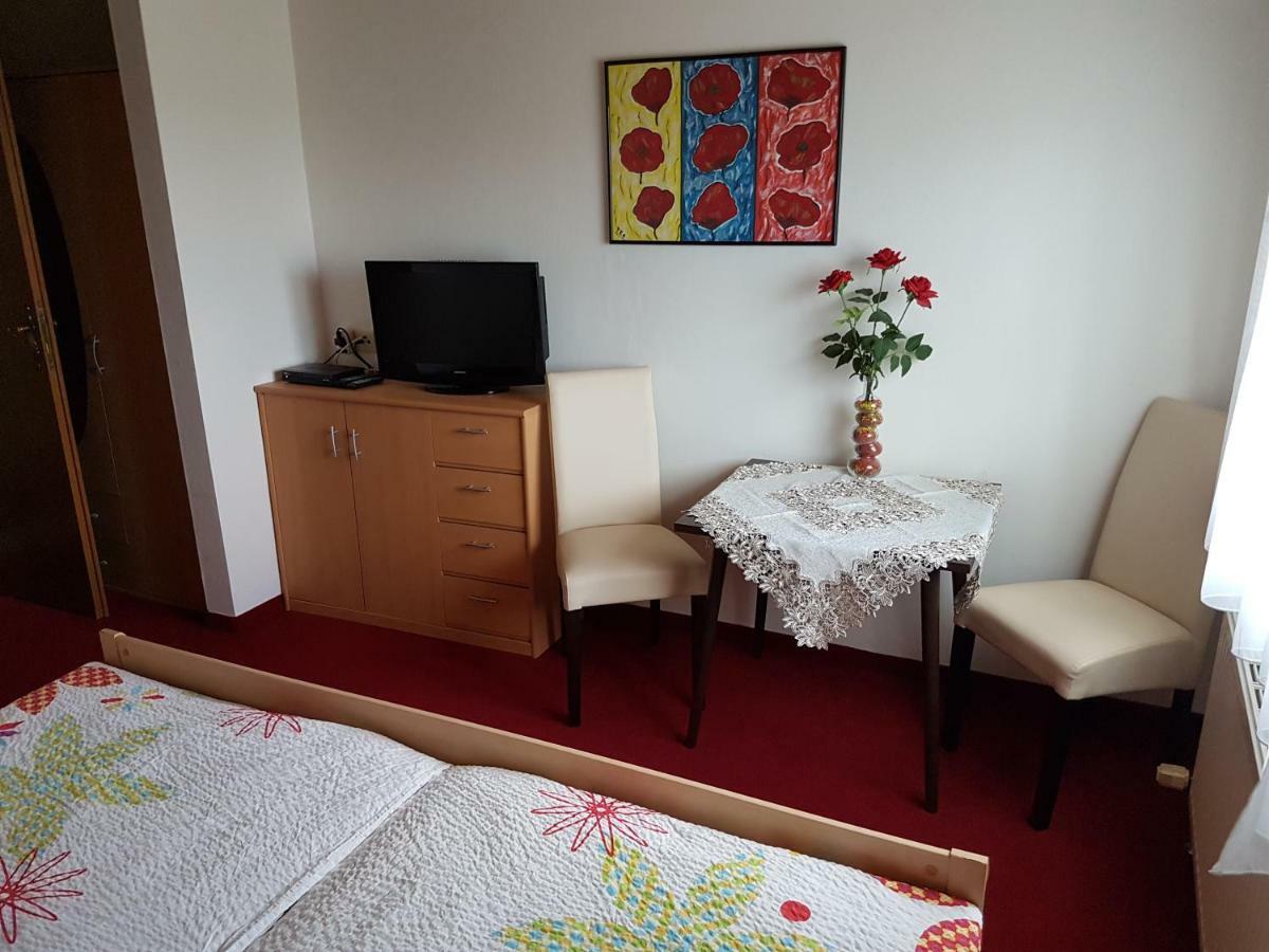 Sankt Magdalena Pension Altmann מראה חיצוני תמונה